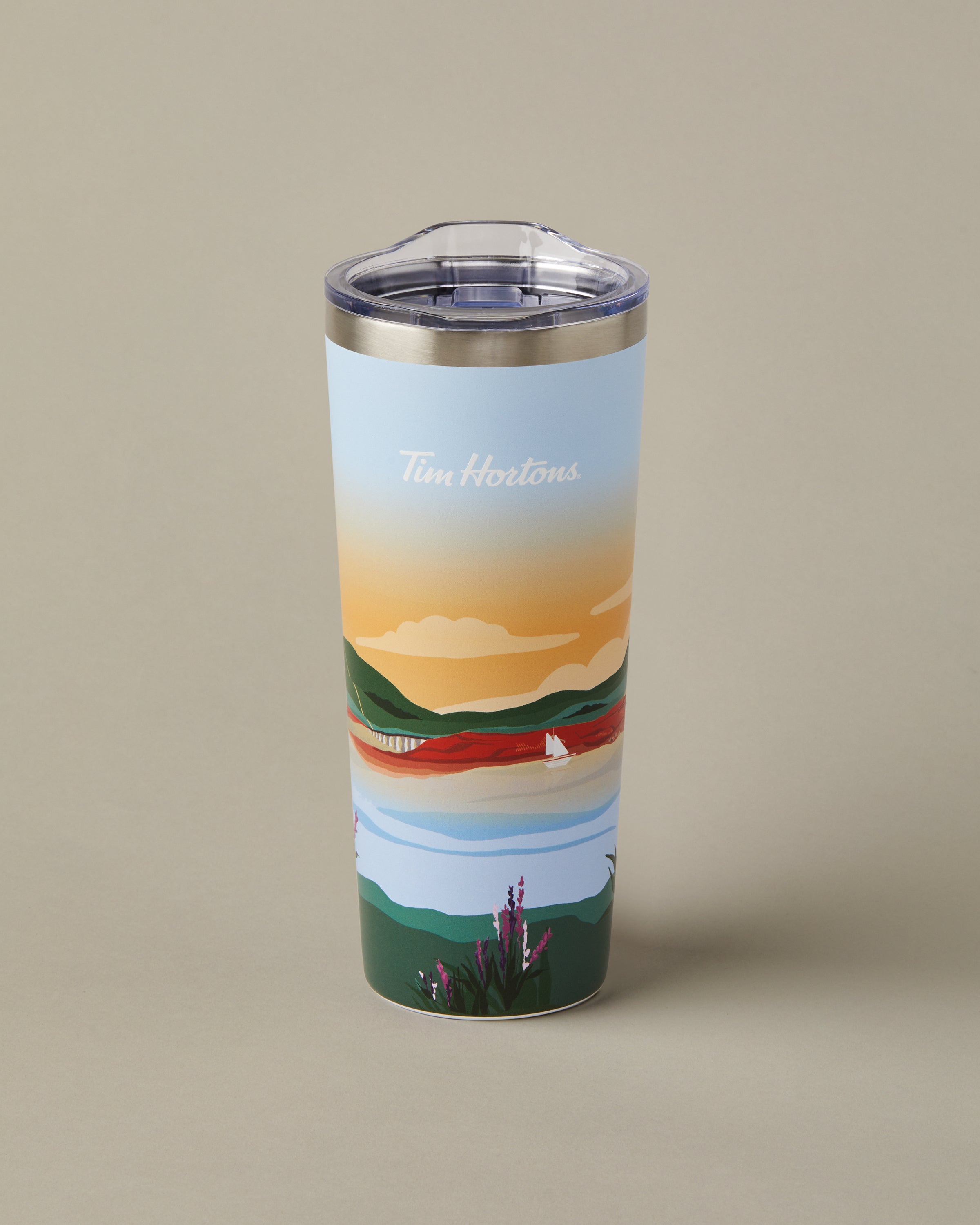 22oz stainless steel Tim Hortons travel mug with Prince Edward Island landscape design, insulated for hot and cold drinks | Gobelet de voyage en acier inoxydable Tim Hortons de 22 oz représentant des paysages de l’Île-du-Prince-Édouard, isotherme pour boissons chaudes et froides. - Image #2