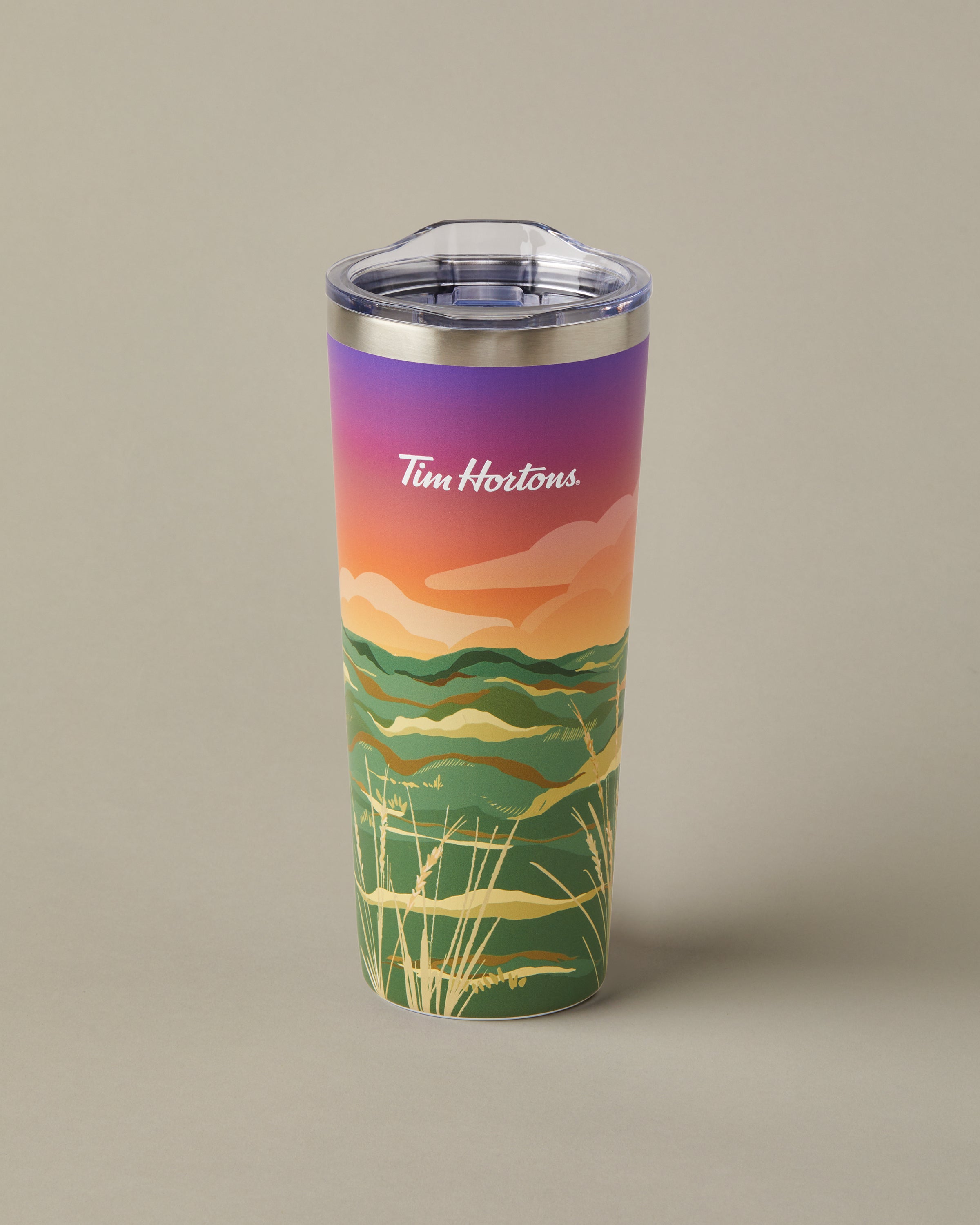 22oz stainless steel Tim Hortons travel mug with Saskatchewan landscape design, insulated for hot and cold drinks | Gobelet de voyage en acier inoxydable Tim Hortons de 22 oz représentant des paysages de la Saskatchewan, isotherme pour boissons chaudes et froides. - Image #2