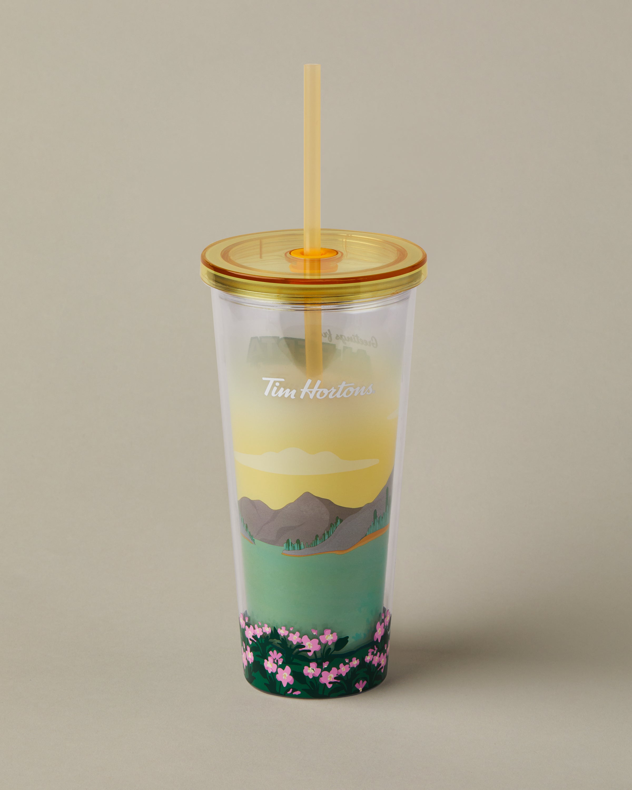 24oz Plastic Straw Tumbler with Canada design, for cold drinks | Gobelet de plastique de 24 oz avec paille représentant des paysages canadiens, pour les boissons froides. - Image #2