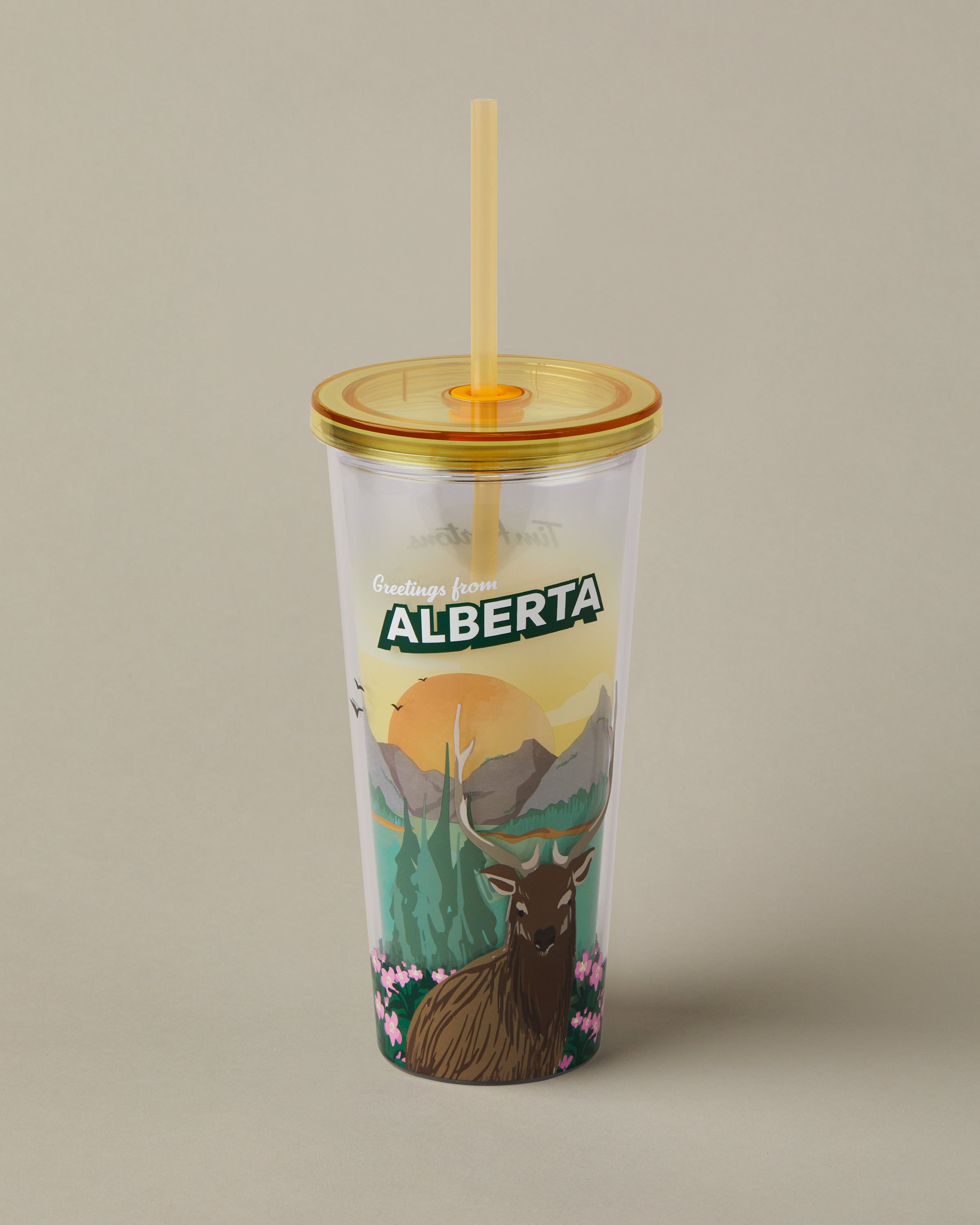 24oz Plastic Straw Tumbler with Canada design, for cold drinks | Gobelet de plastique de 24 oz avec paille représentant des paysages canadiens, pour les boissons froides. - Image #1