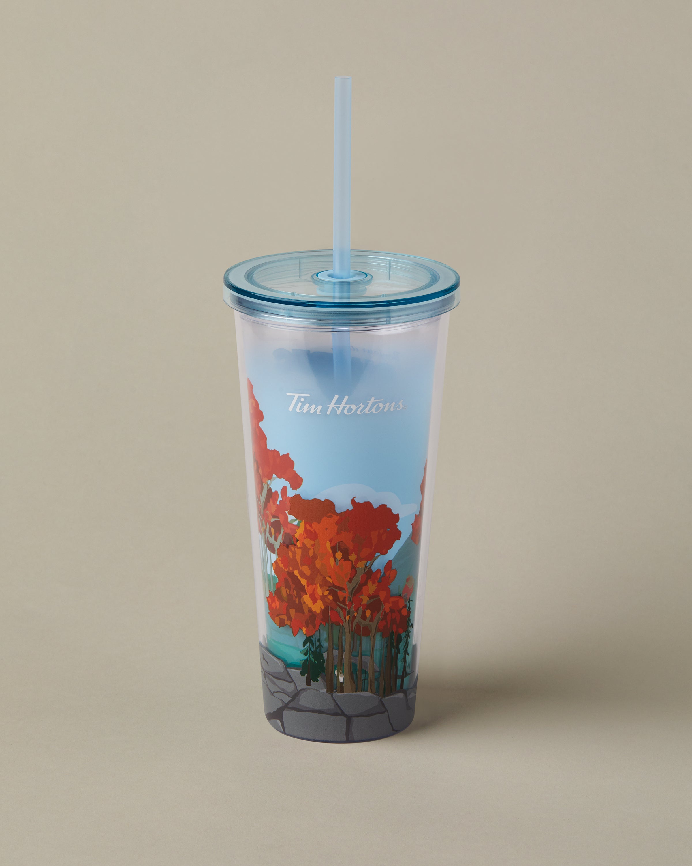 24oz Plastic Straw Tumbler with Canada design, for cold drinks | Gobelet de plastique de 24 oz avec paille représentant des paysages canadiens, pour les boissons froides. - Image #2
