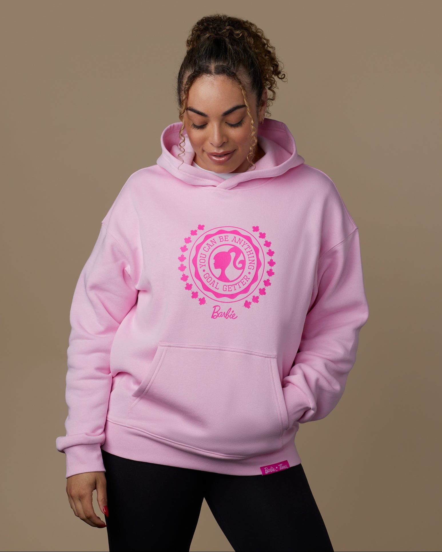Tim Hortons Barbie Hoodie | Chandail à capuchon Barbie de Tim Hortons - Image #2