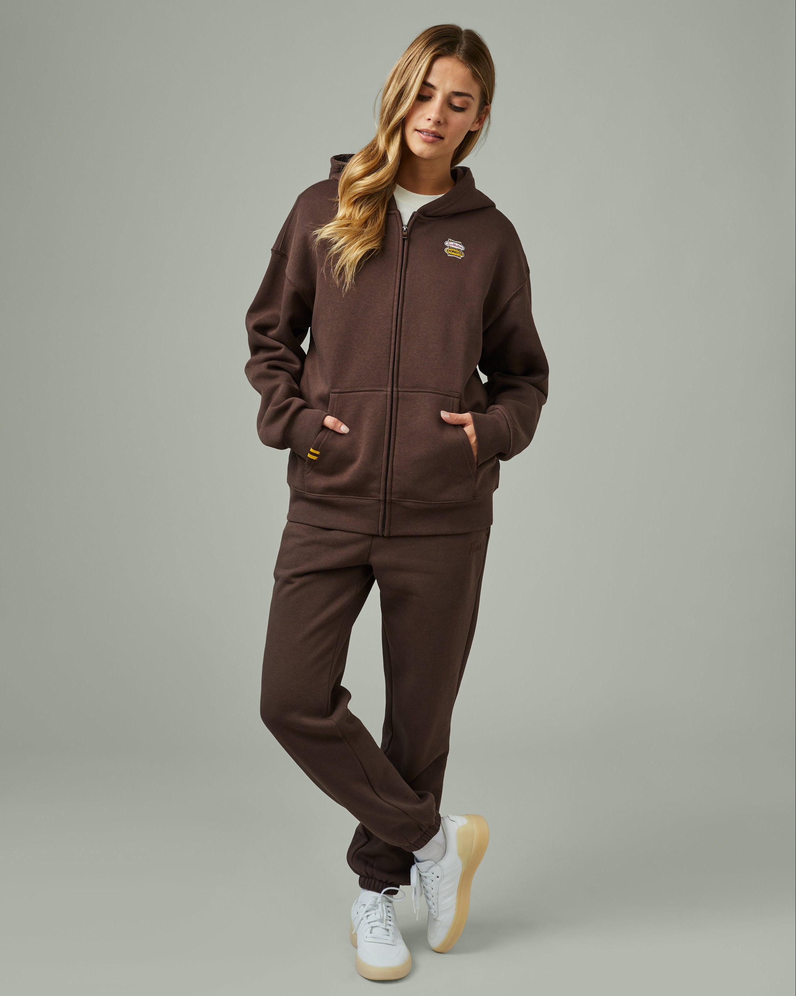 Chandail à capuchon unisexe à glissière Tim – Espresso - Image #4