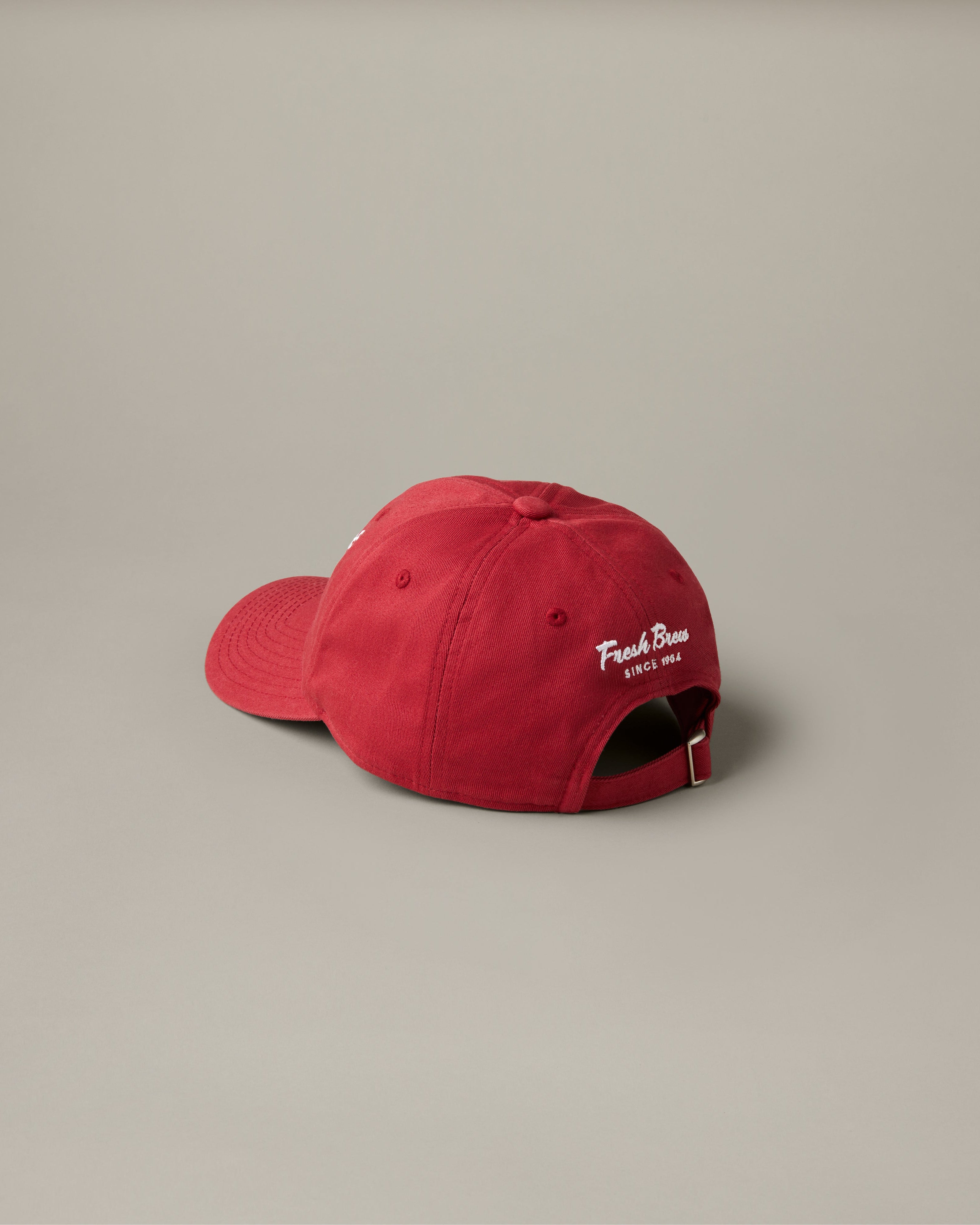 Red marl dad hat featuring retro Fresh Brew logo on front panel | Casquette de papa rétro Fresh Brew Tim Hortons – Rouge chiné - Image #5