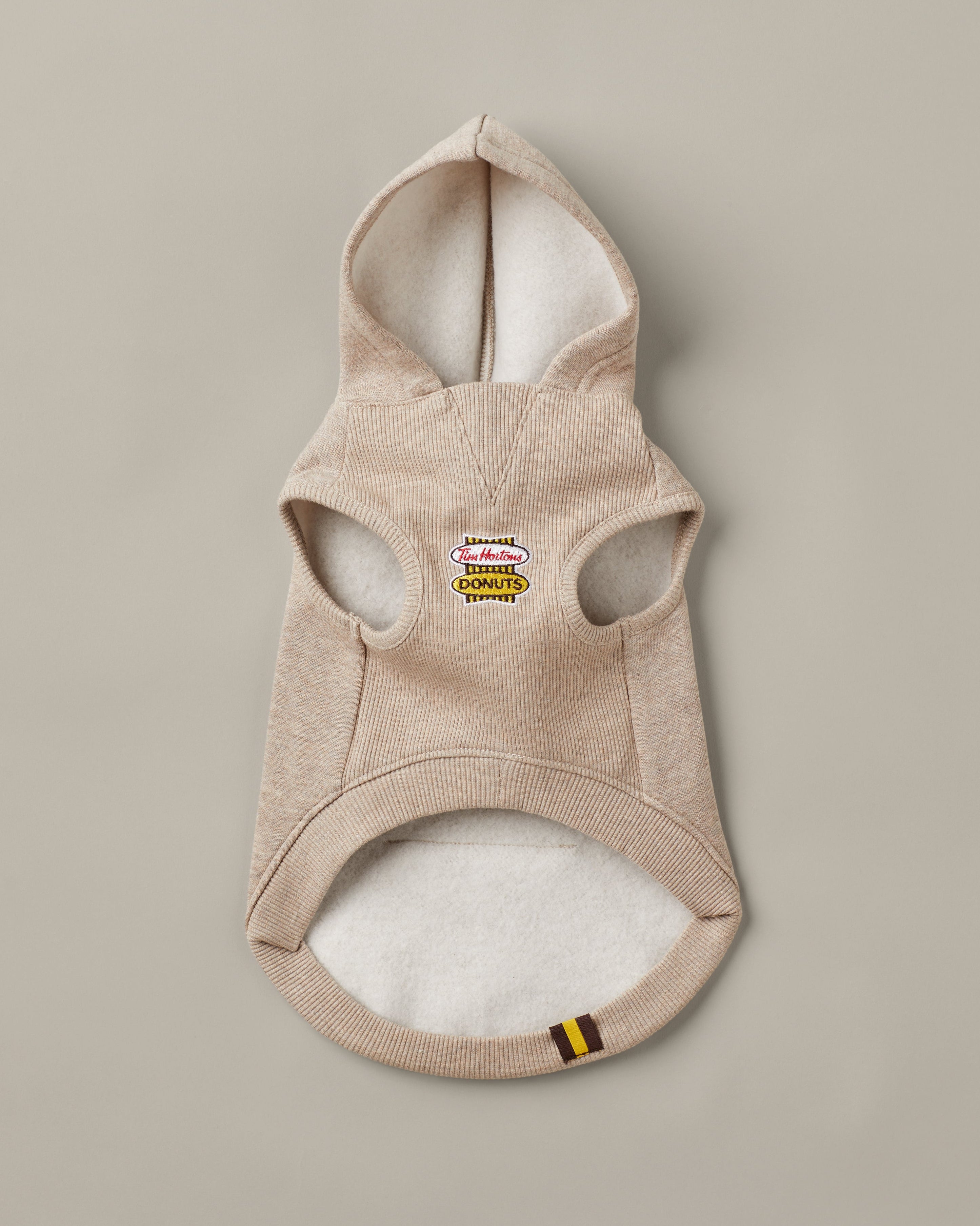 Iced Capp® marl pet hoodie featuring retro Tim Hortons branding | Chandail à capuchon gris chiné cappuccino glacé avec marque Tim Hortons rétro. - Image #2