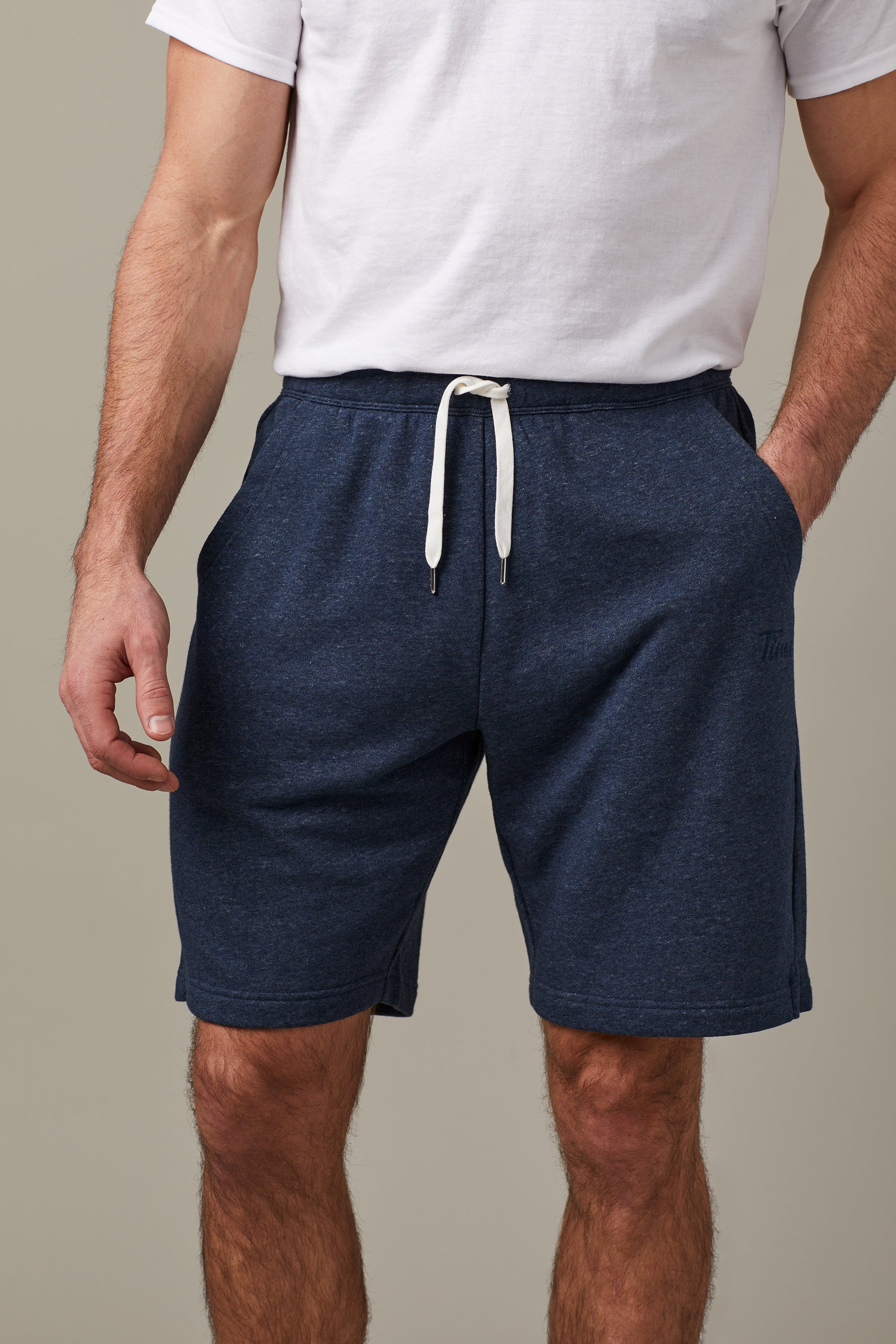 Tim Hortons Travel French Terry Shorts Navy | Short molletonné bleu marine collection de voyage de Tim Hortons - Image #4