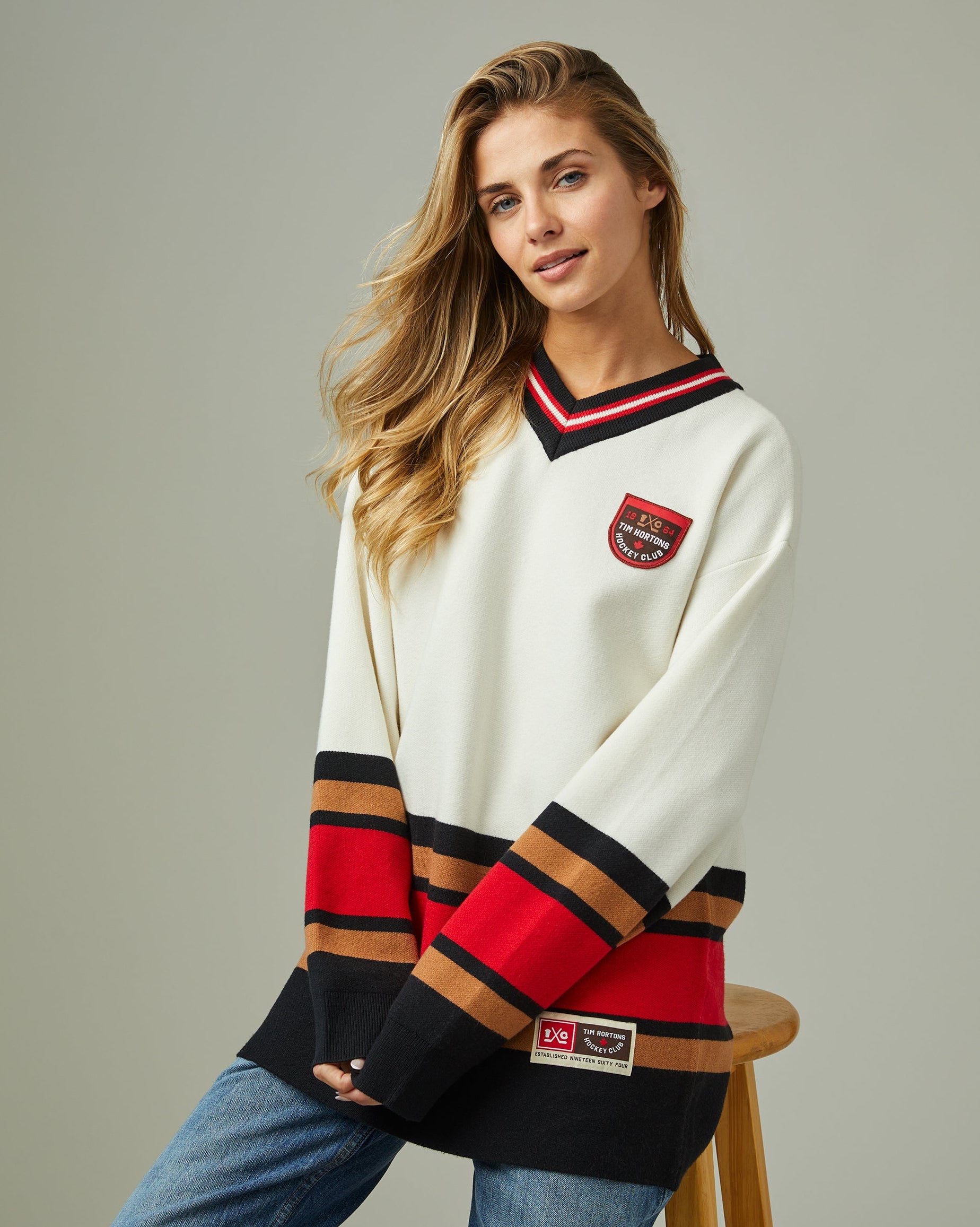 Limited edition Tim Hortons unisex Hockey Knit Sweater | Chandail de hockey en tricot unisexe d’édition limitée Tim Hortons - Image #1