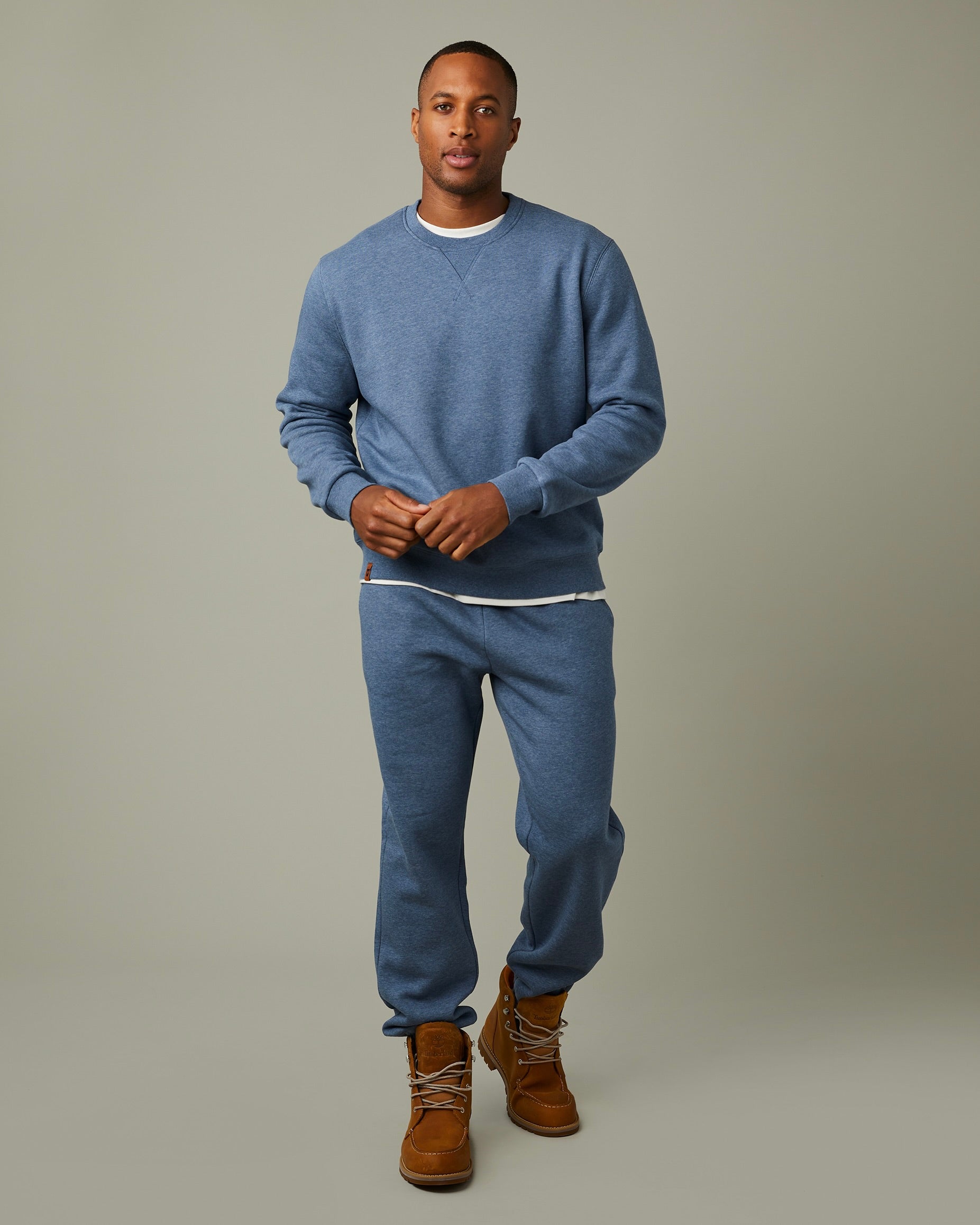 Heather blue crewneck with soft denim look | Chandail ras-de-cou bleu de style denim - Image #5
