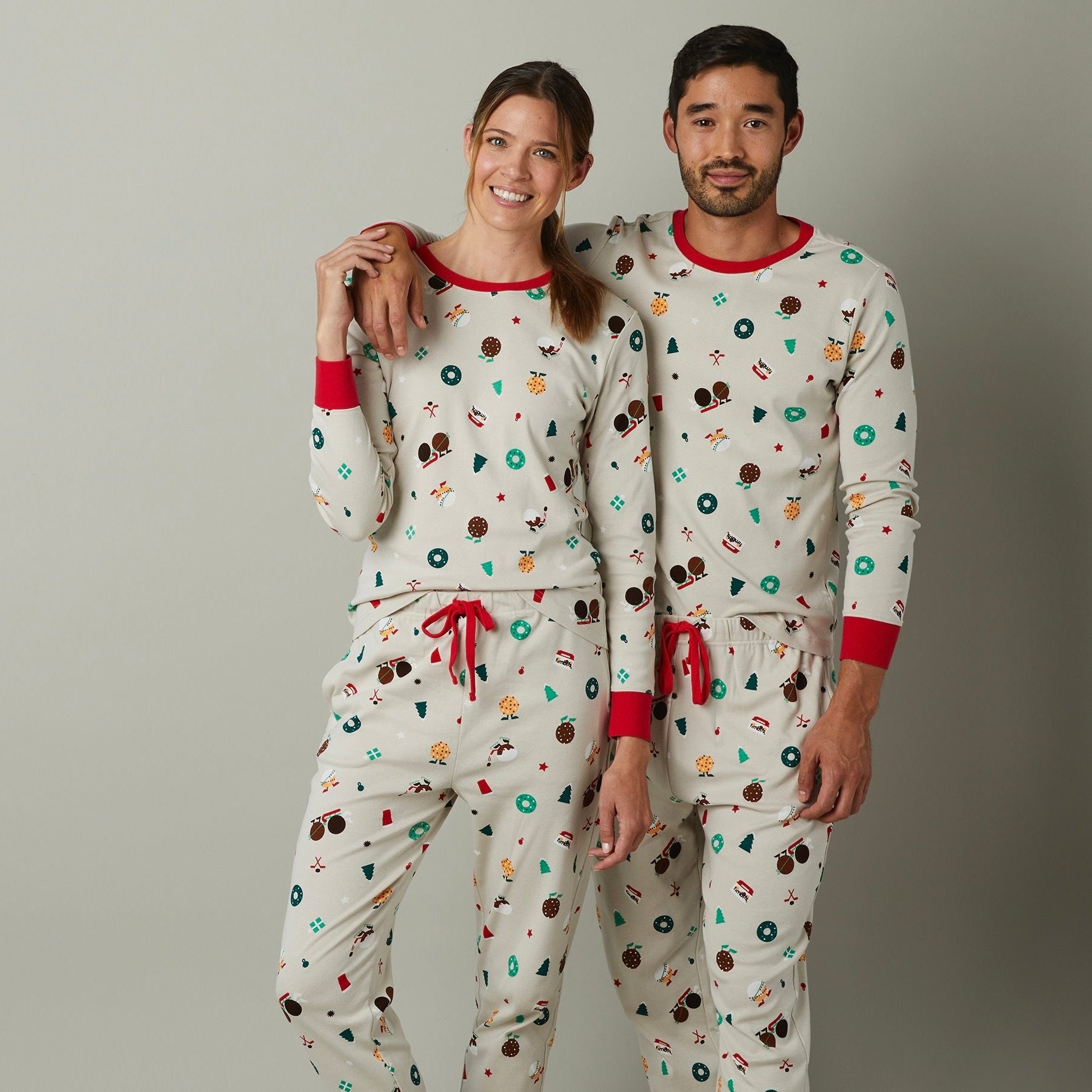 Tim Hortons Women's Holiday Pajamas | Pyjama des Fêtes pour femme de Tim Hortons